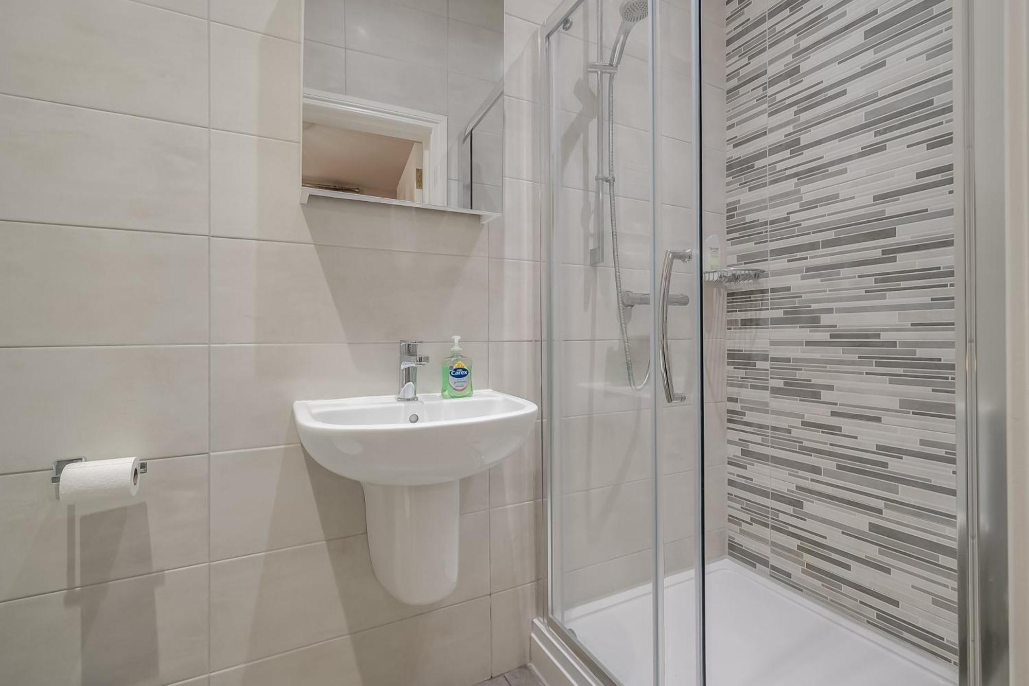 Staybynumbers - Belfast City Centre - 3 Bed, 3 Bathroom & Parking Exterior foto
