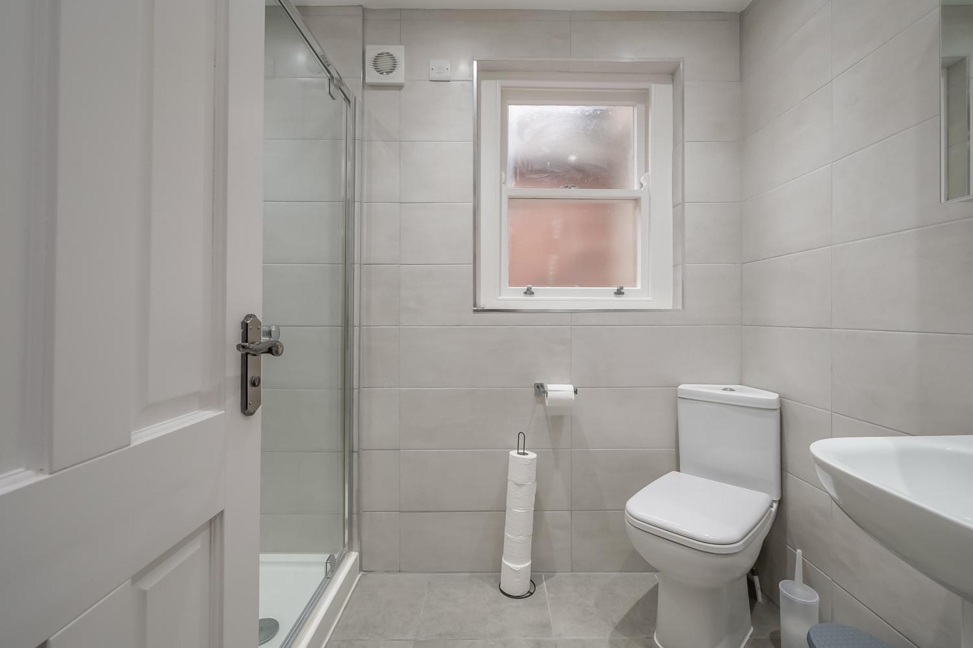 Staybynumbers - Belfast City Centre - 3 Bed, 3 Bathroom & Parking Exterior foto